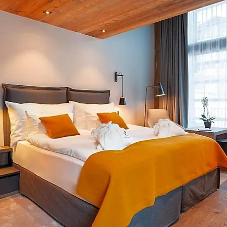 22 Summits Boutique Hotel 4*