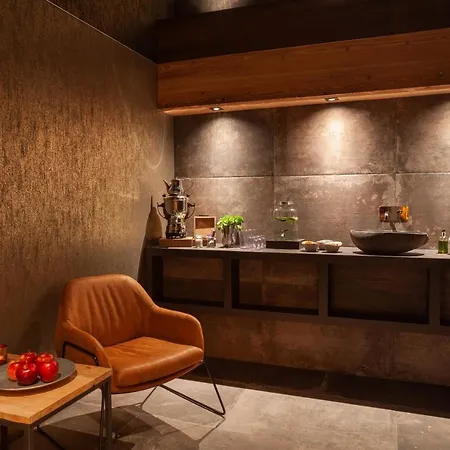 22 Summits Boutique فندق زيرمات