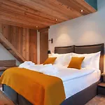 22 Summits Boutique 4* צרמט
