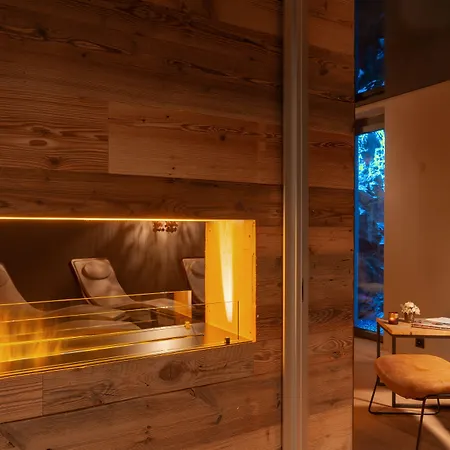 22 Summits Boutique 4*